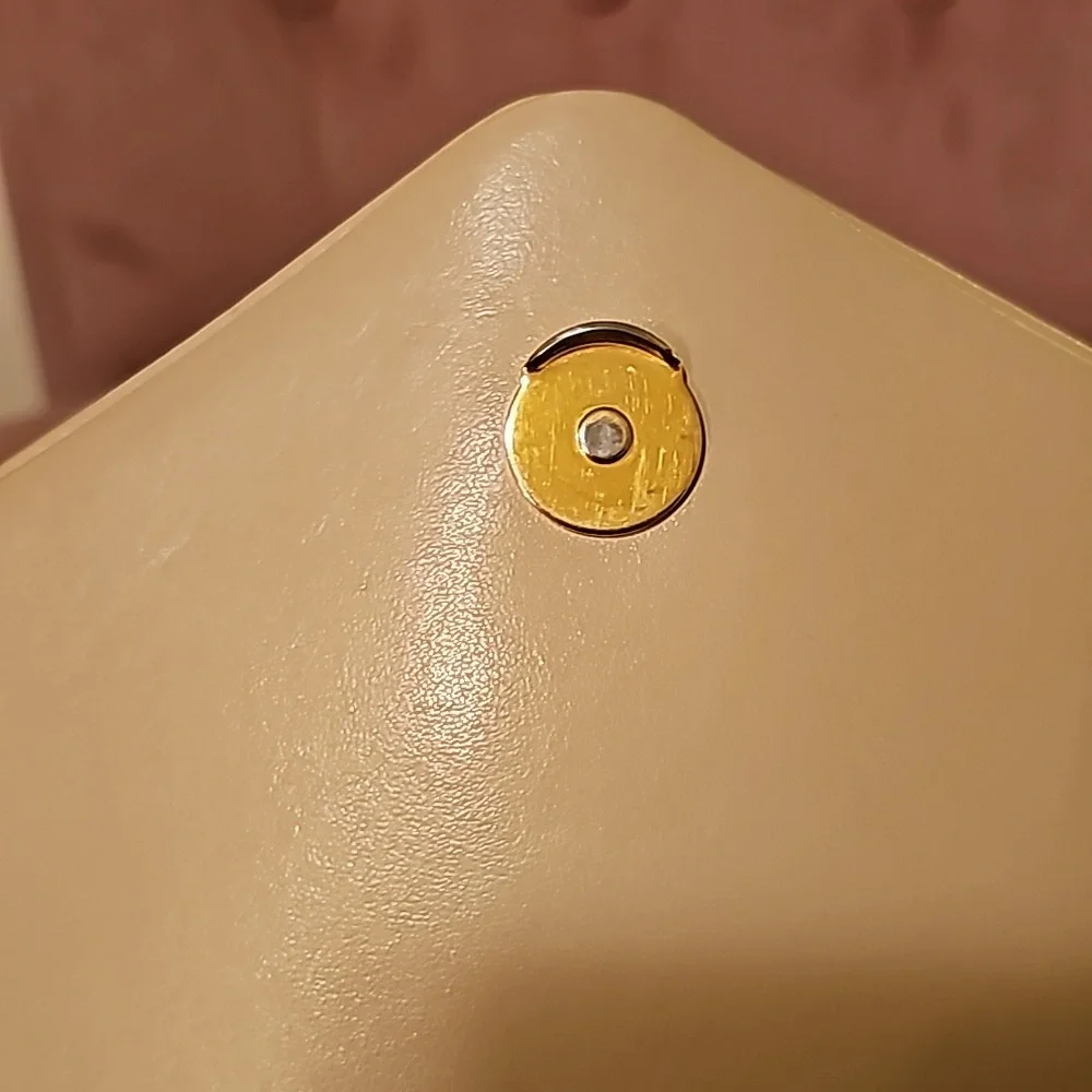 Authentic Saint Laurent Medium Loulou Shoulder Bag - Picture 15 of 17